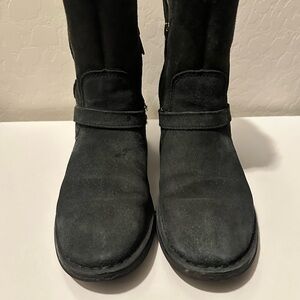 Used UGG Women's Black Suede Boots